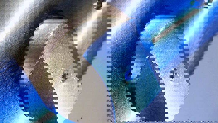 JUSAK111881 Removal and replacement of GLV in single run - Well Intervention - Welltec